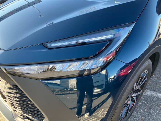 Bild 11: Toyota C-HR - 2,0 l Plugin 4x2  Active Drive CV