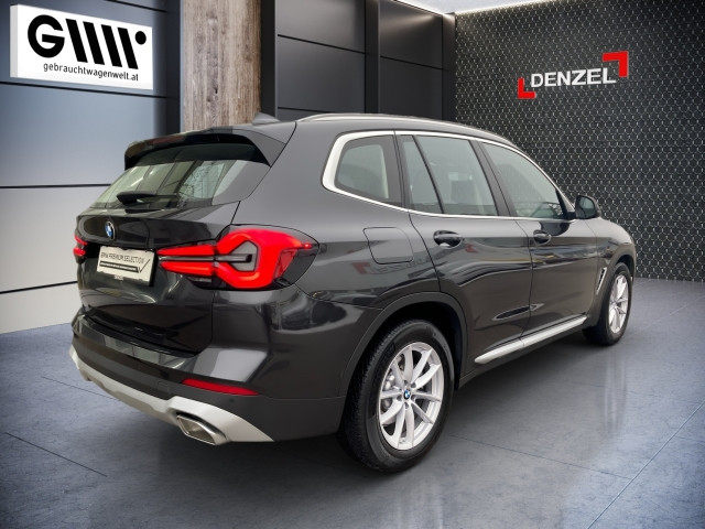 Bild 2: BMW X3 xDrive 20d 48V Au