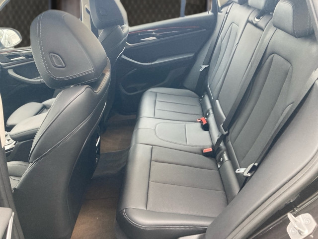 Bild 7: BMW X3 xDrive 20d 48V Au