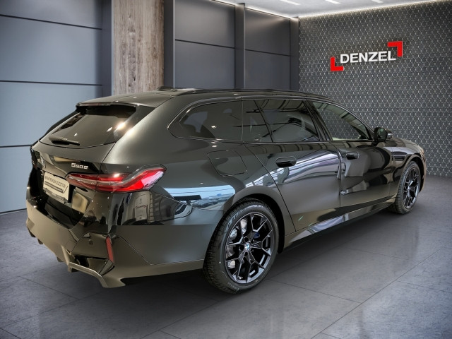 Bild 3: BMW 550e xDrive Touring