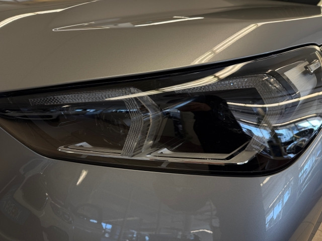 Bild 11: BMW X1 xDrive30e U11 XB2