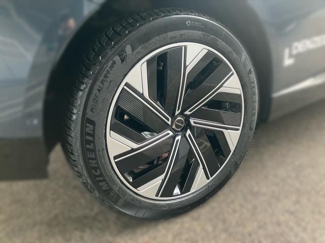 Bild 4: VOLVO PKW ES90 Ultra, Single Motor Extended Range, Vollelektrisch