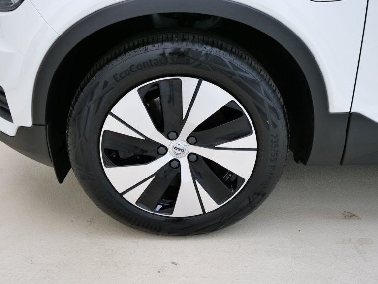 Bild 6: VOLVO PKW XC40 Recharge R-Desi