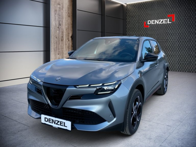 Bild 1: Alfa Junior Ibrida Speciale 1.2 136PS MHEV FWD