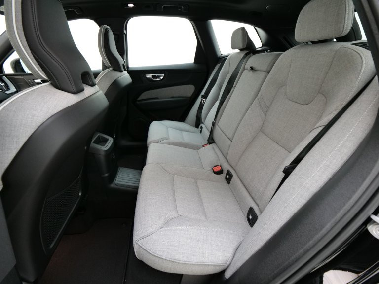 Bild 12: VOLVO PKW XC60 Recharge Ultima, T6 AWD Plug-in Hybrid, Elektrisch/Benz