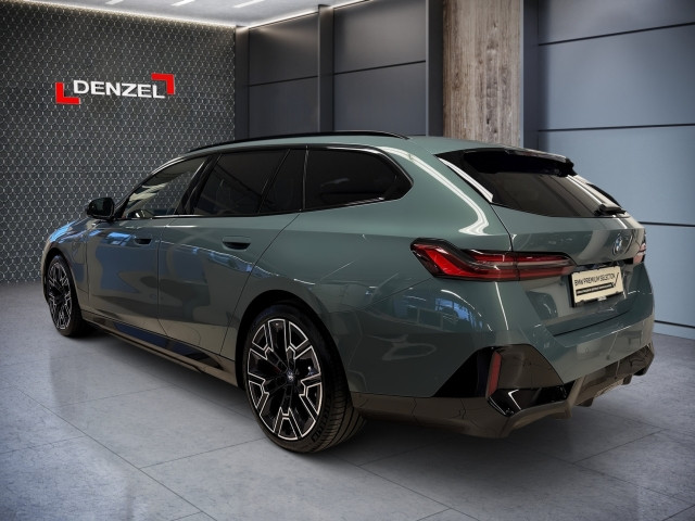 Bild 2: BMW 530e xDrive Touring G61 XB1