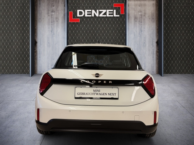 Bild 10: Mini Coop C 5-Türer F65 B38