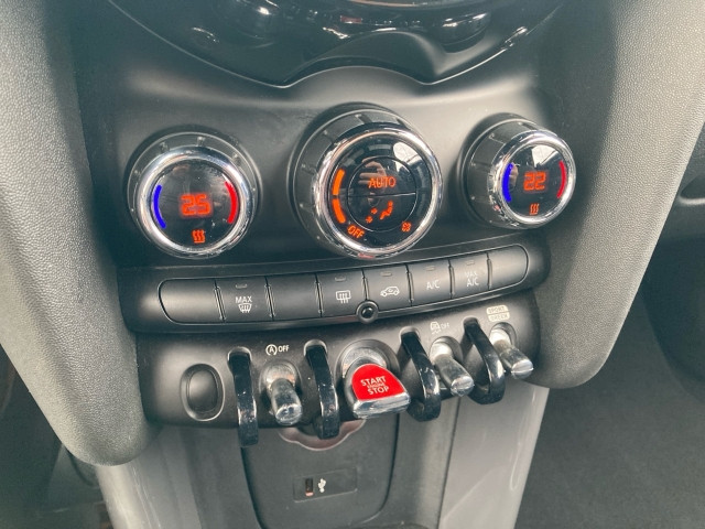 Bild 14: Mini Cooper Cabrio R57