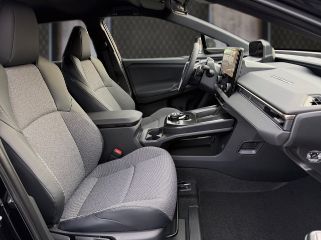 Bild 5: Toyota BZ4X 4WD Active Drive 516KM WLTP Reichweite