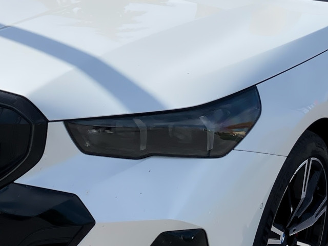 Bild 3: BMW i5 eDrive40 Touring