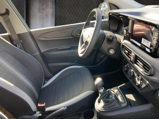 Bild 5: Hyundai i10 4-Sitzer Jubile 1.0