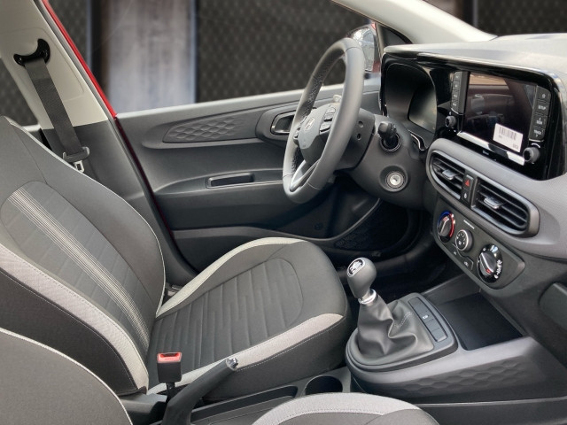 Bild 5: Hyundai i10 4-Sitzer Jubile 1.0