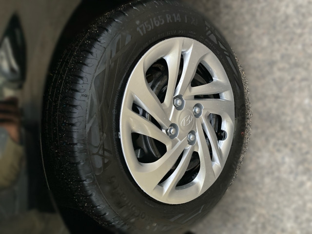 Bild 4: Hyundai i10 4-Sitzer Jubile 1.0