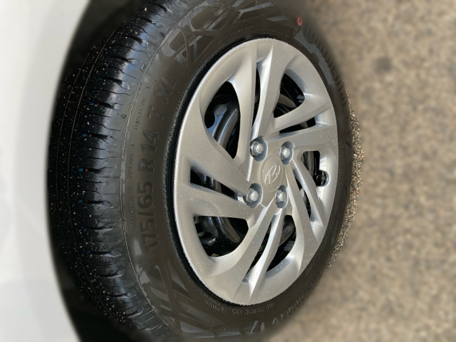 Bild 8: Hyundai i10 4-Sitzer Jubile 1.0