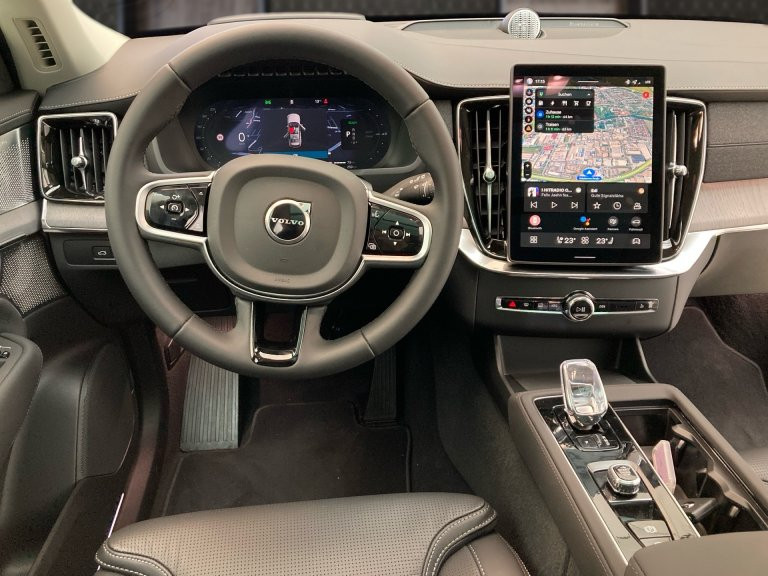 Bild 6: VOLVO PKW XC90 Plus, T8 AWD Plug-in Hybrid,Dark,7 Sitze