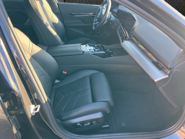 Bild 5: BMW i5 xDrive40 Touring