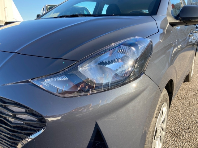 Bild 11: Hyundai i10 4-Sitzer Jubile 1.0