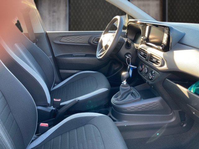 Bild 5: Hyundai i10 4-Sitzer Jubile 1.0