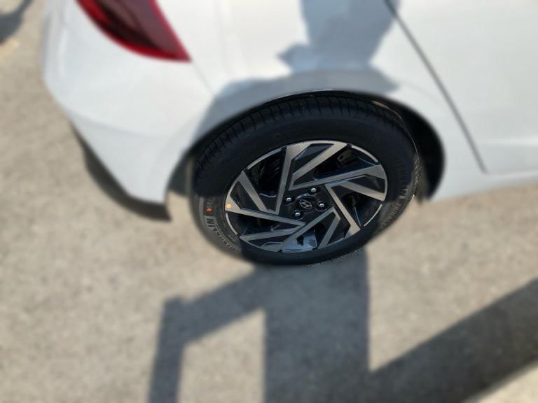 Bild 5: Hyundai i20 (BC3) Jubile 1.2 MPI  b5bj1