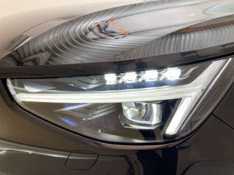 Bild 11: VOLVO PKW XC40 Black Edition Plus, B4 Mild Hybrid, Benzin