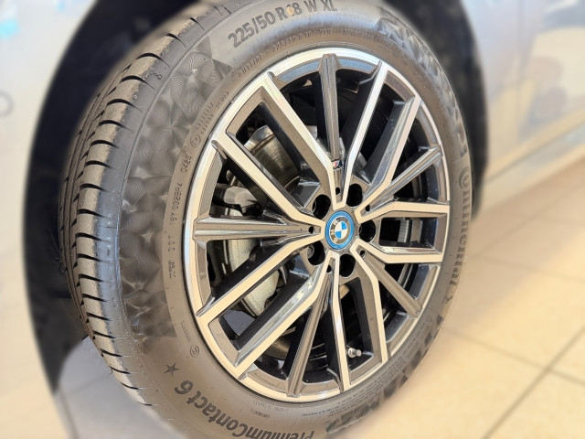 Bild 4: BMW 225e xDrive Active Tourer U06 XBS