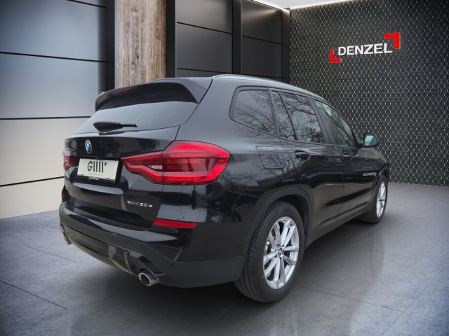 Bild 7: BMW X3 xDrive30e PHEV Au