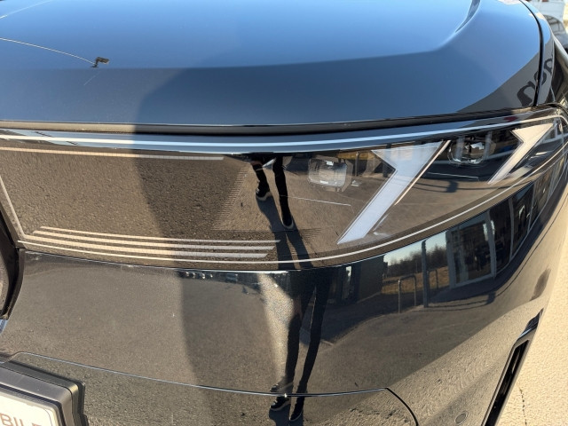 Bild 11: BMW iX3 50 xDrive