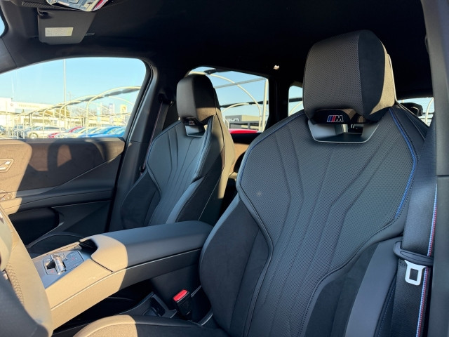 Bild 14: BMW iX3 50 xDrive