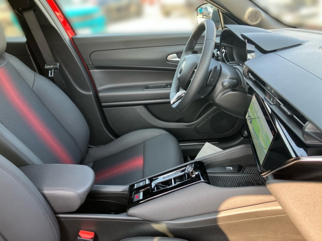 Bild 5: Jeep Avenger ICE 1,2 GSE T3 100PS Summit