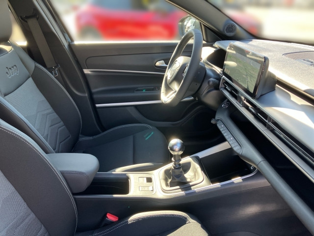 Bild 10: Jeep Avenger ICE 1,2 GSE T3 100PS Summit