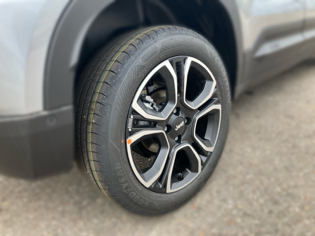 Bild 4: Jeep Avenger ICE 1,2 GSE T3 100PS Summit