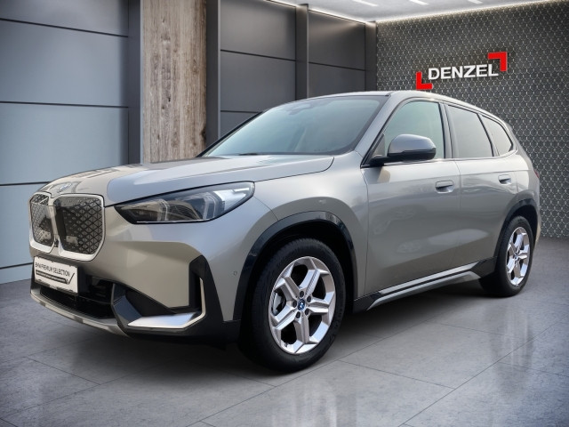 Bild 0: BMW iX1 eDrive20 U11