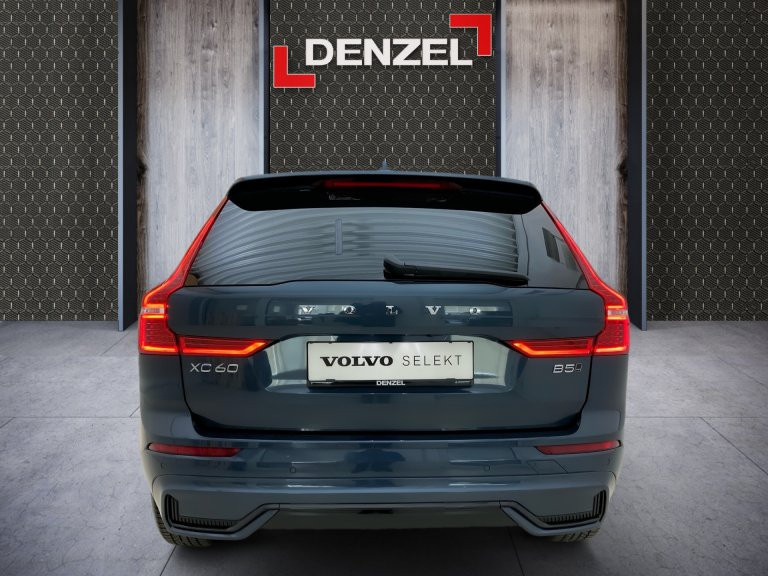 Bild 10: VOLVO PKW XC60 Plus, B5 Mild Hybrid, Benzin, Dark