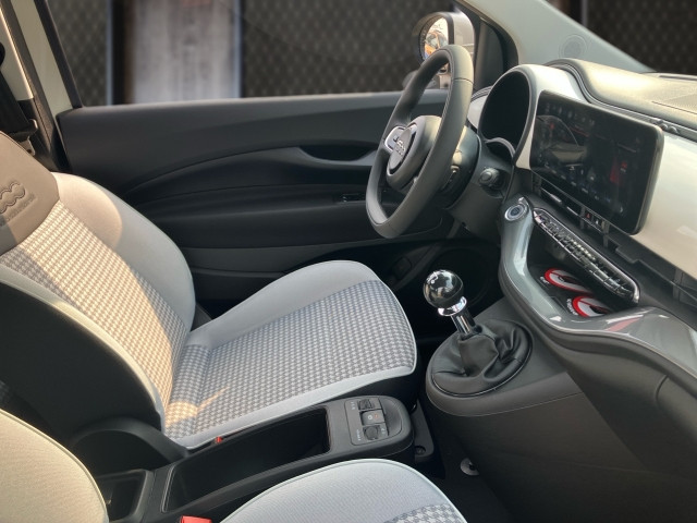 Bild 5: Fiat 500 Hybrid Hatchback