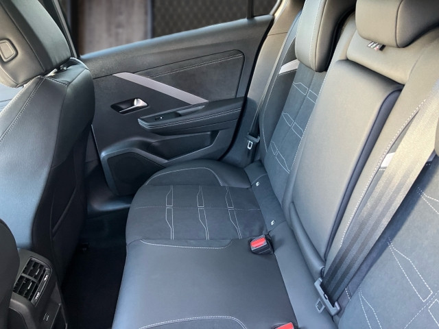 Bild 8: Opel Astra Sports Tourer GS 1.2 Direct Injection Turbo, 130 PS, 6