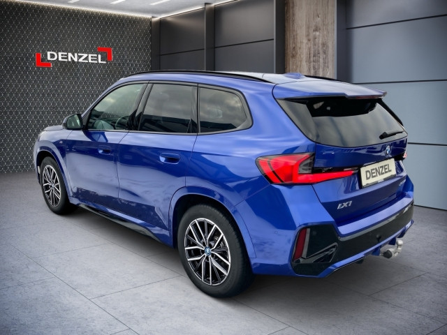 Bild 2: BMW iX1 xDrive30 U11