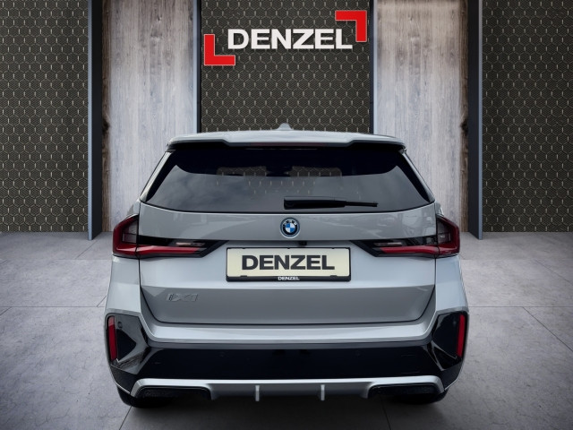 Bild 10: BMW iX1 eDrive20 U11