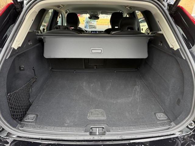 Bild 9: VOLVO PKW XC60 B5 AWD Mild Hybrid Benzin Core