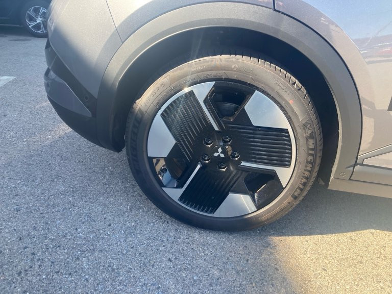 Bild 7: Mitsubishi Eclipse Cross BEV Intense 11kW LR 26