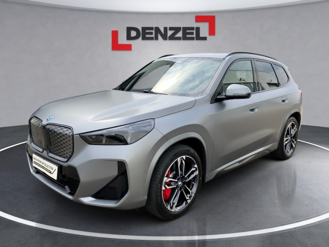 Bild 0: BMW iX1 xDrive30 U11