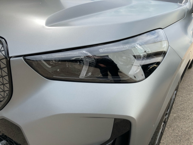 Bild 6: BMW iX1 xDrive30 U11