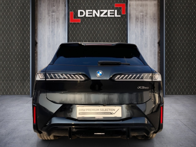 Bild 10: BMW iX3 50 xDrive