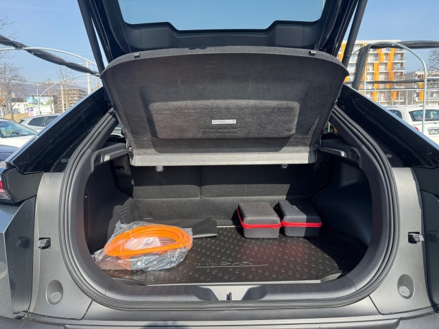 Bild 10: Toyota C-HR+  BEV 2  4x4 Lounge ECV