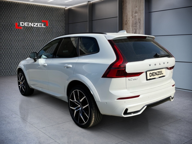 Bild 2: VOLVO PKW XC60 Polestar Engineered, T8 AWD Plug-in Hybrid, Elektrisch/