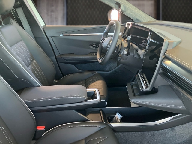 Bild 6: Mitsubishi Eclipse Cross BEV Diamond 11kW LR 26