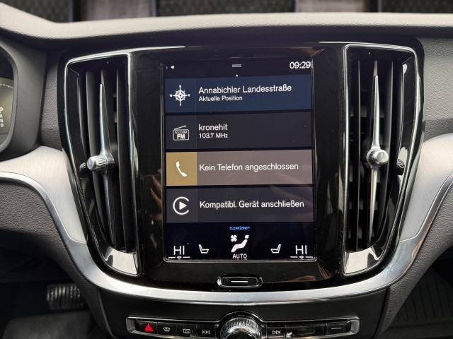 Bild 7: VOLVO PKW V60 D3 Momentum Pro