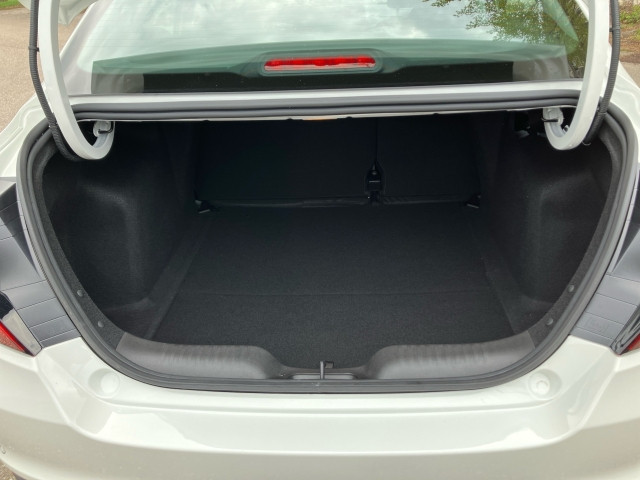 Bild 9: Fiat Tipo Limousine 1,6 Turbo 130