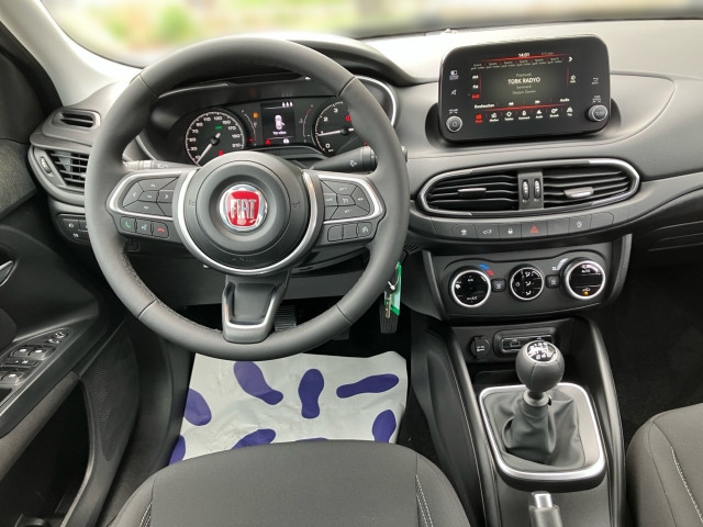 Bild 6: Fiat Tipo Limousine 1,6 Turbo 130