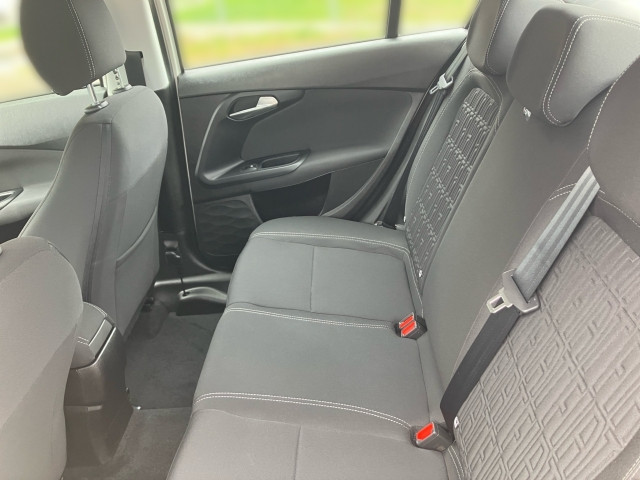 Bild 8: Fiat Tipo Limousine 1,6 Turbo 130