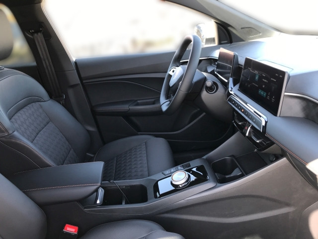 Bild 10: MG MG3 1,5 HEV Luxury MY25.5